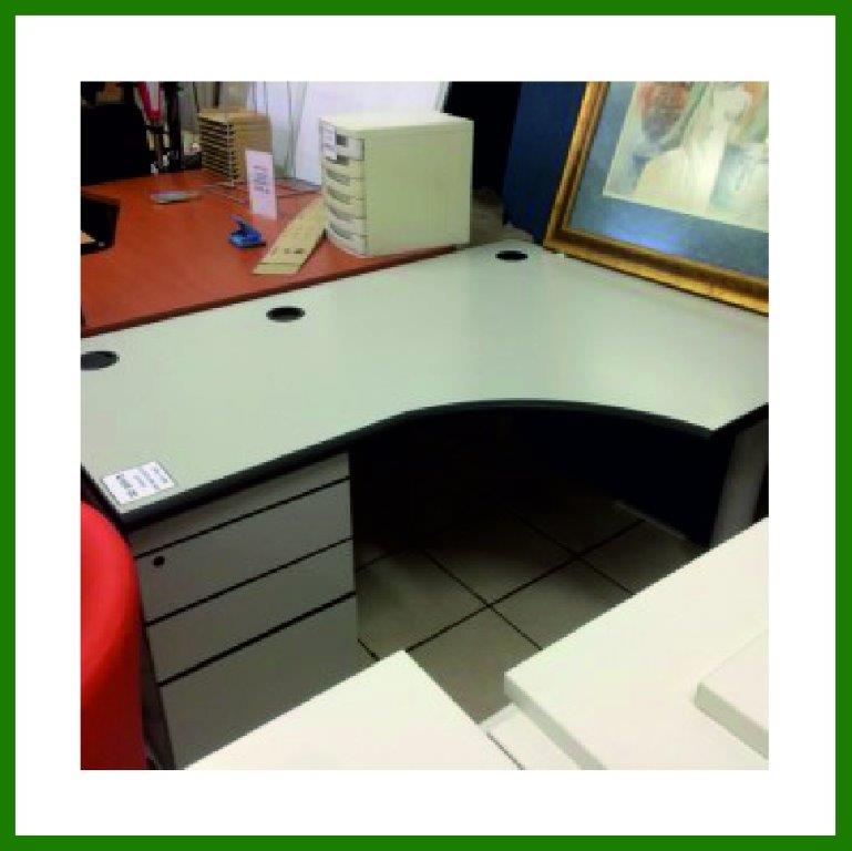 CLUSTER DESK GREY
